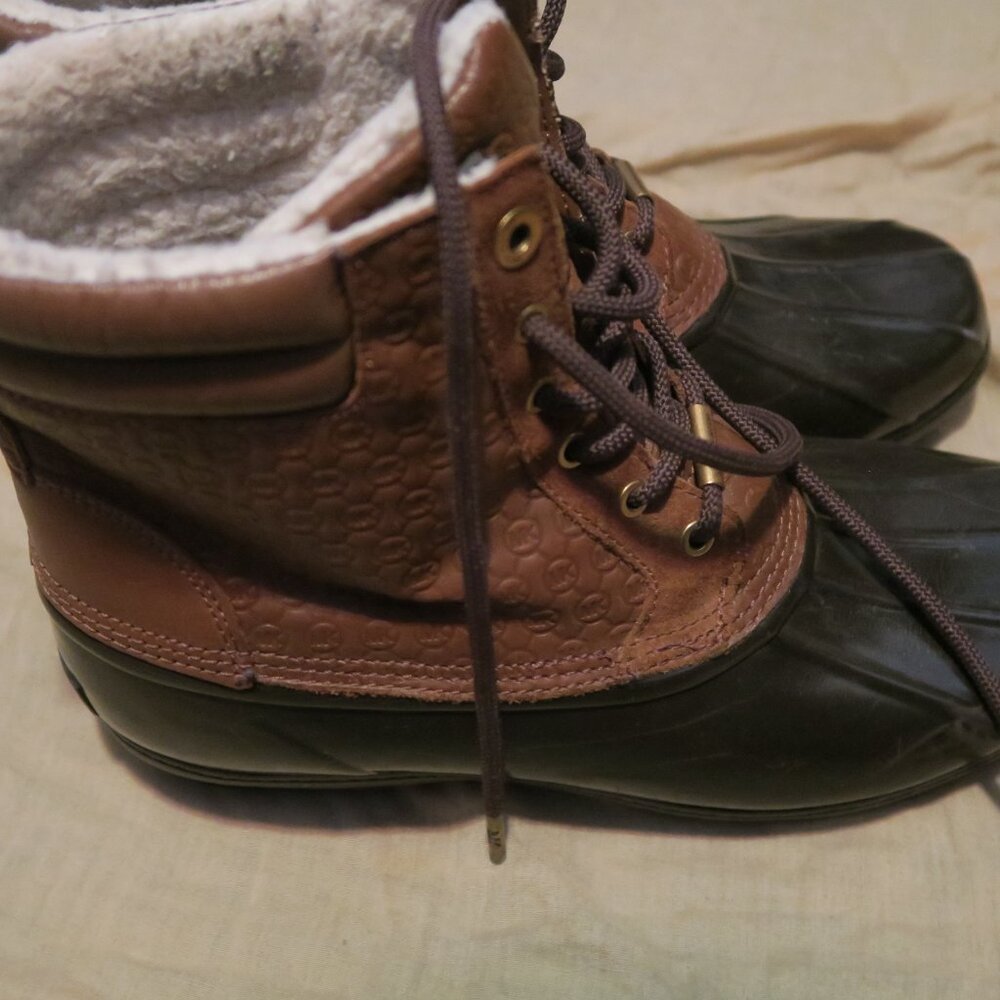 Michael Kors Easton MK Logo Leather Waterproof Rain Booties Ankle Boots Shoes 9 - Picture 3 of 10